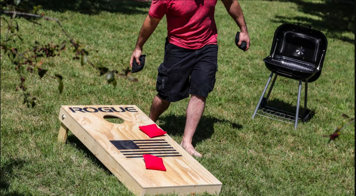 Cornhole reglerne på Dansk - Spil, som de professionele